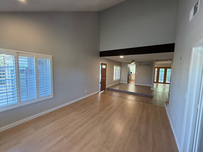 Building Photo - Newly Renovated Home on a Quiet Cul-de-Sac – Available Now