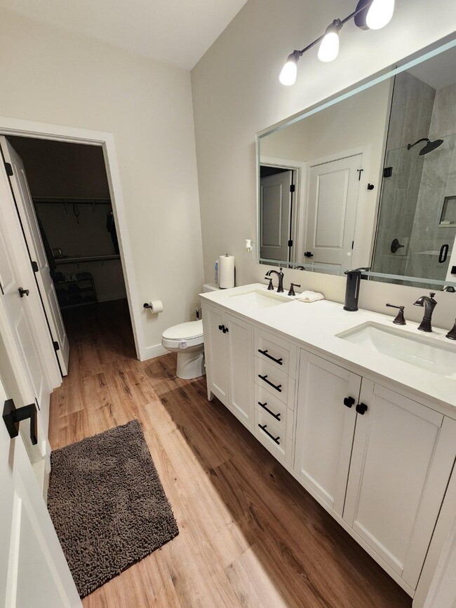 Building Photo - 3203 Timber Run Dr