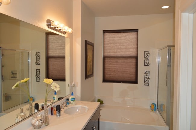 Building Photo - 5565 Ocean