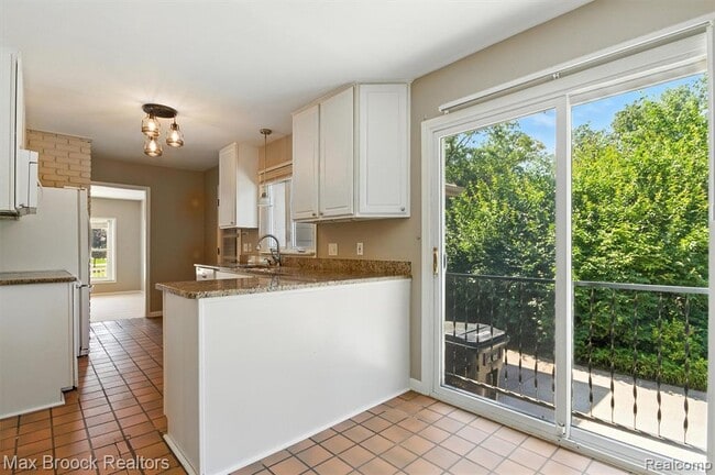 Building Photo - 1829 Stonycroft Ln