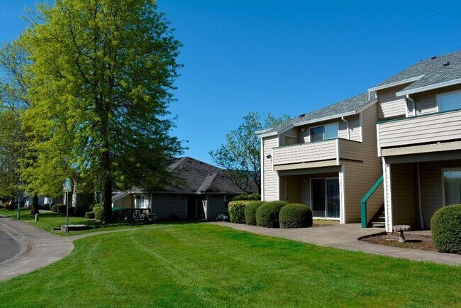 Building Photo - 1235 NW 183rd Ave