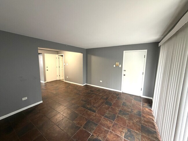Building Photo - 3754 W 120th St