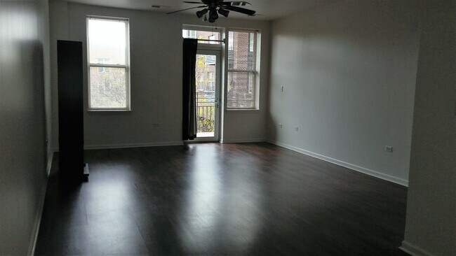 Primary Photo - 3506 S State St