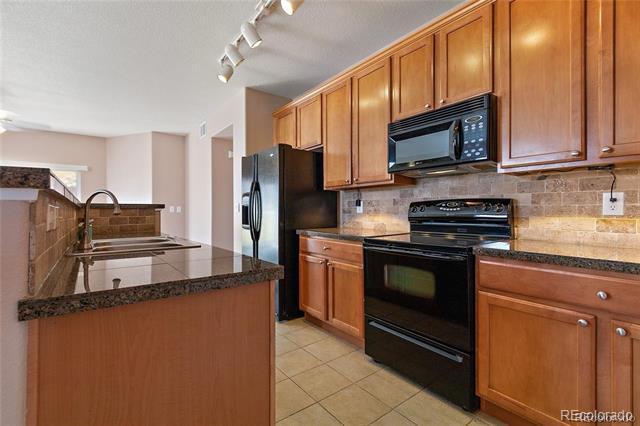 Building Photo - 5534 Lewis St