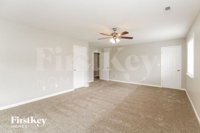 Building Photo - 2900 Sussex Dr
