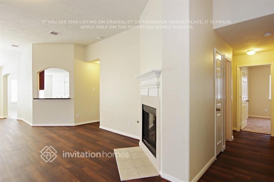 Building Photo - 129 Rodeo Dr