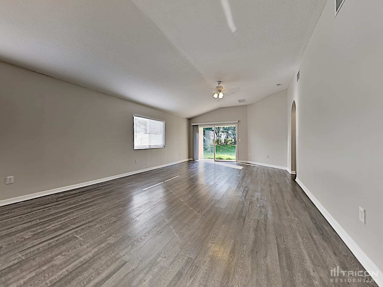 Building Photo - 31420 Triborough Dr