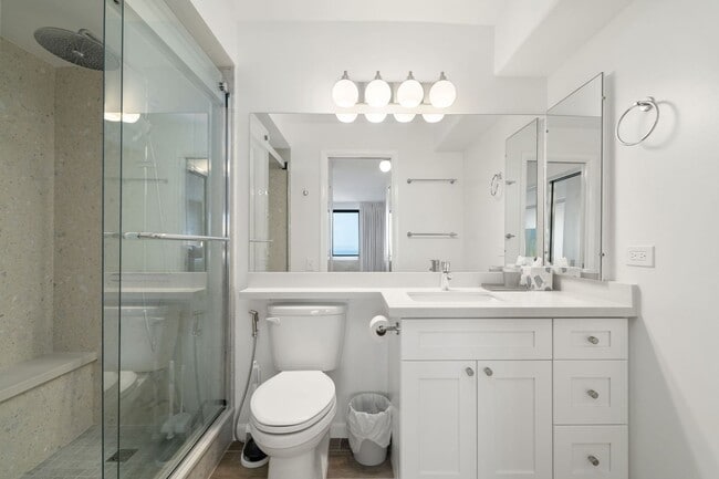 Building Photo - Available TBD - Discovery Bay 2 Bed, 2 Bat...