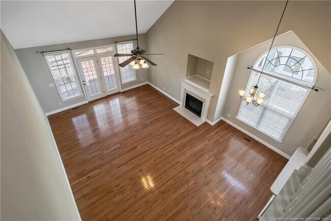 Building Photo - 147 Lamplighter Way