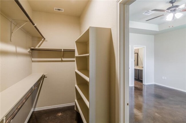 Building Photo - 153 Samuel Dr