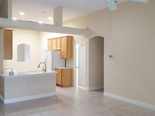 Building Photo - 1340 Cibola Dr