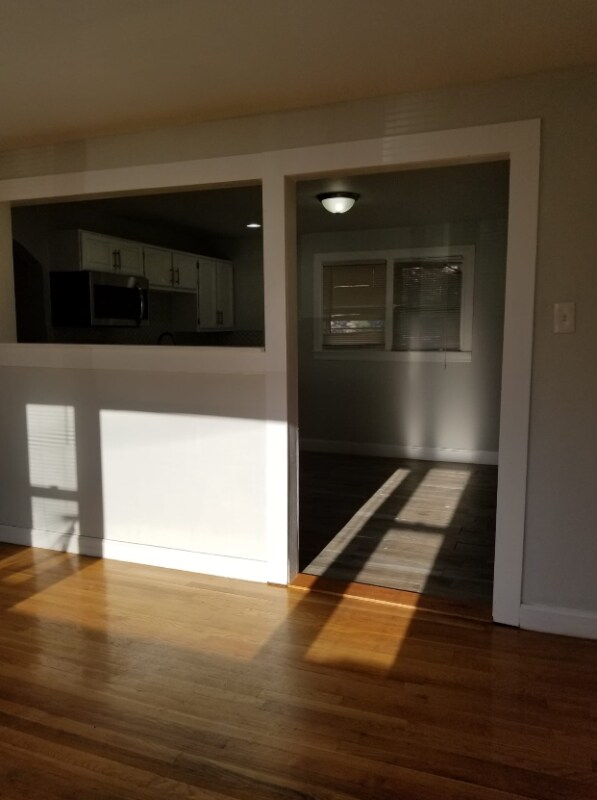 Building Photo - 81 Maranda St