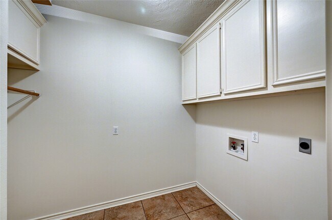 Building Photo - 12959 N Puffin Ln