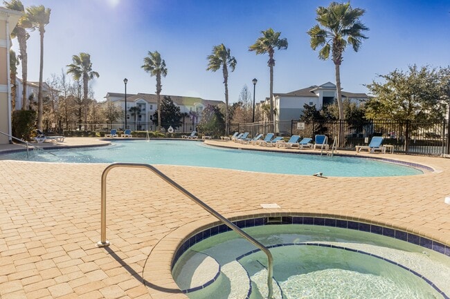 Building Photo - 8226 Green Parrot Rd