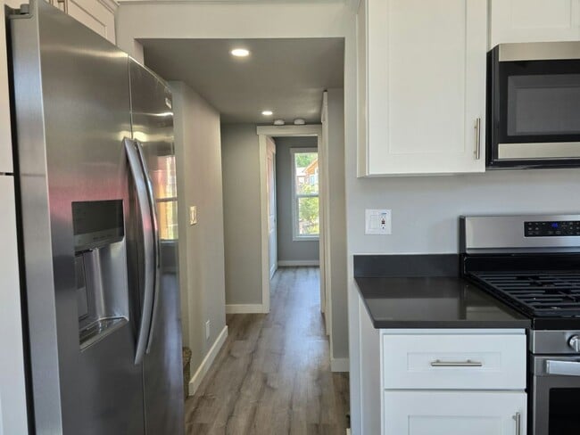 Building Photo - 8372 Enchanted Way SE
