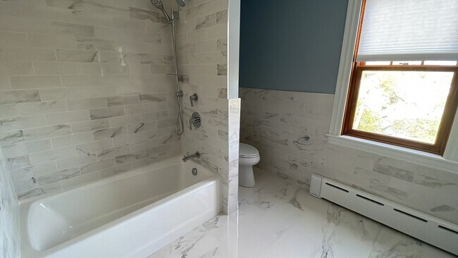 Building Photo - 46 Gerrish St