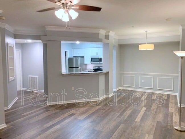 Building Photo - 5110 Bay Club Cir