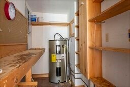 Building Photo - 191-193 South St