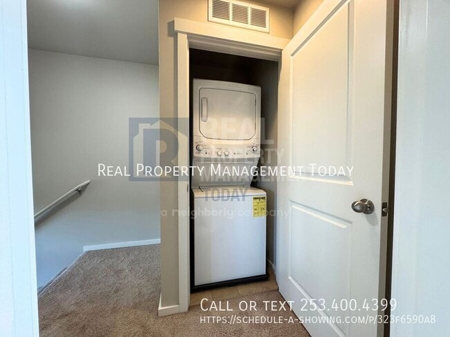 Building Photo - 303 Chelan Ave NE