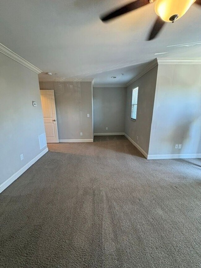 Building Photo - NOW AVAILABLE IN BRIDGEMILL - TOWNHOME