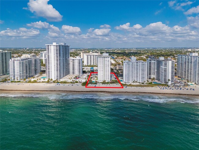 Building Photo - 3550 Galt Ocean Dr