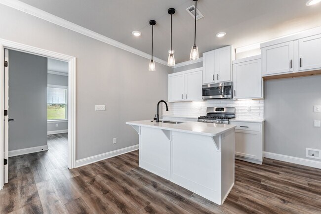 Building Photo - Newly Built Bentonville Home