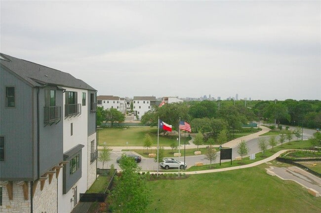 Building Photo - 4325 Jackson Ave