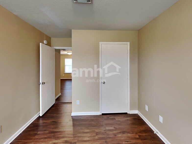 Building Photo - 11735 Tierra Palms Ct