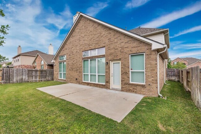 Building Photo - 24122 Haywards Crossing Ln