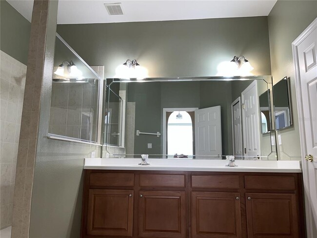 Building Photo - 9429 Myrtle Creek Ln