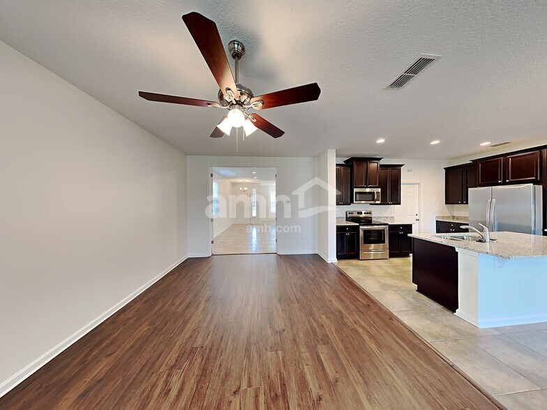 Building Photo - 2433 Adams Lake Boulevard