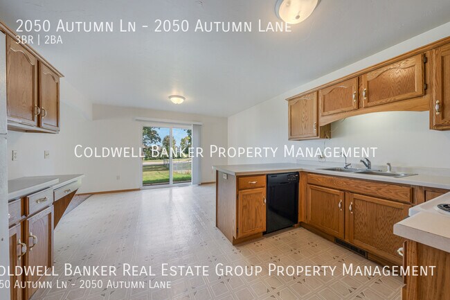 Building Photo - 2050 Autumn Ln