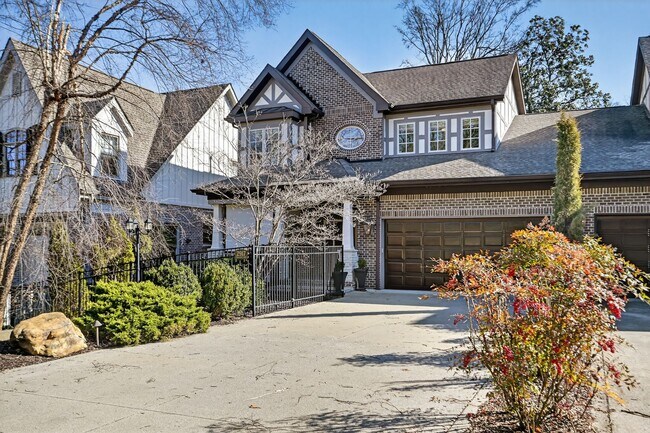 Building Photo - 2917 Wellesley Trace