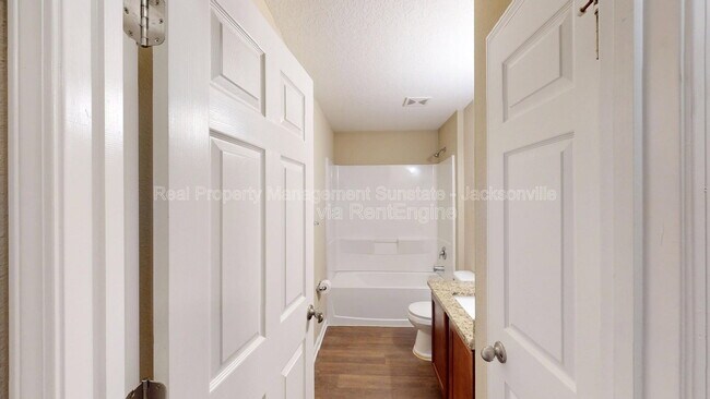 Building Photo - 711 Cahoon Rd N