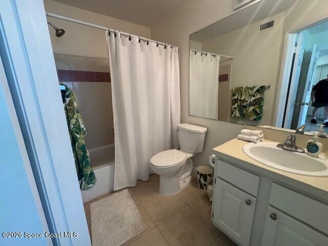 Building Photo - 1800 Charlesmont Dr