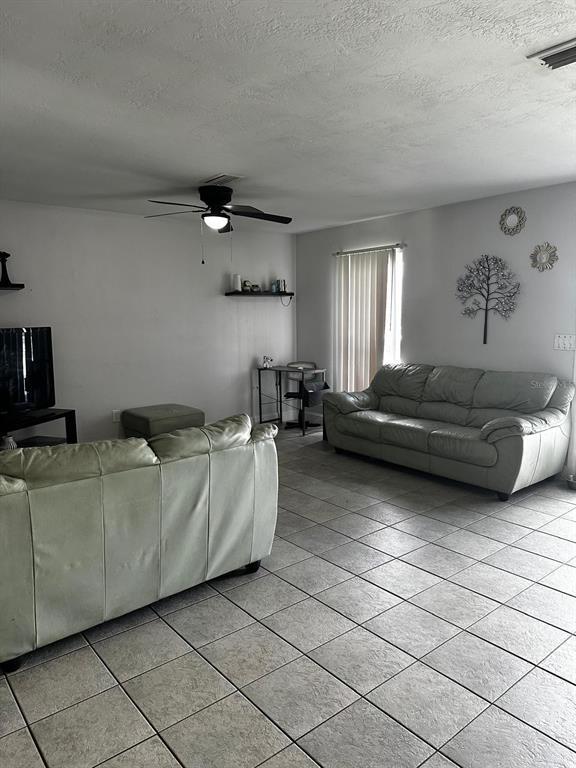 Building Photo - 1048 Wakefield Cir