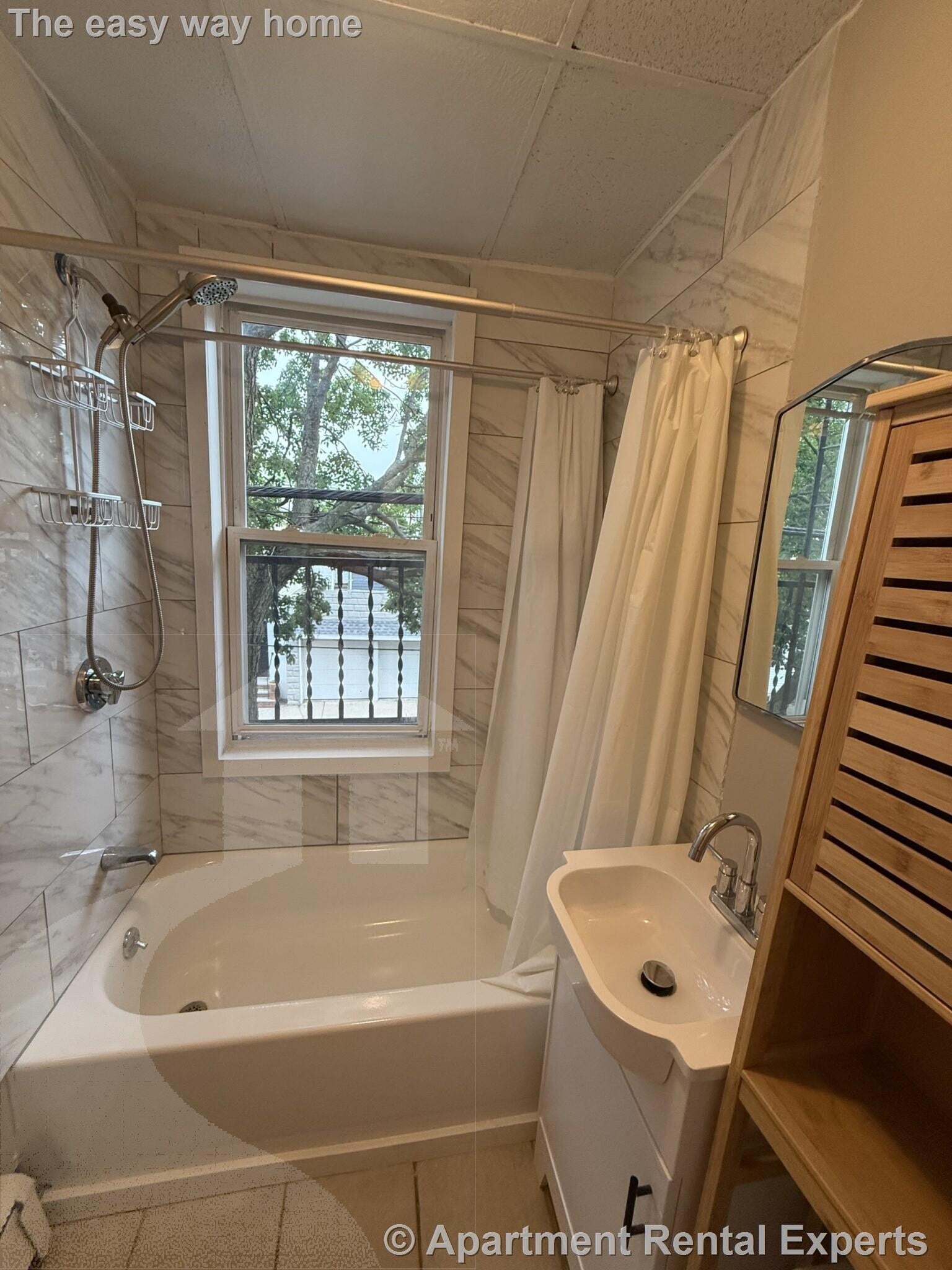 Building Photo - 150 Fifth St Unit #2