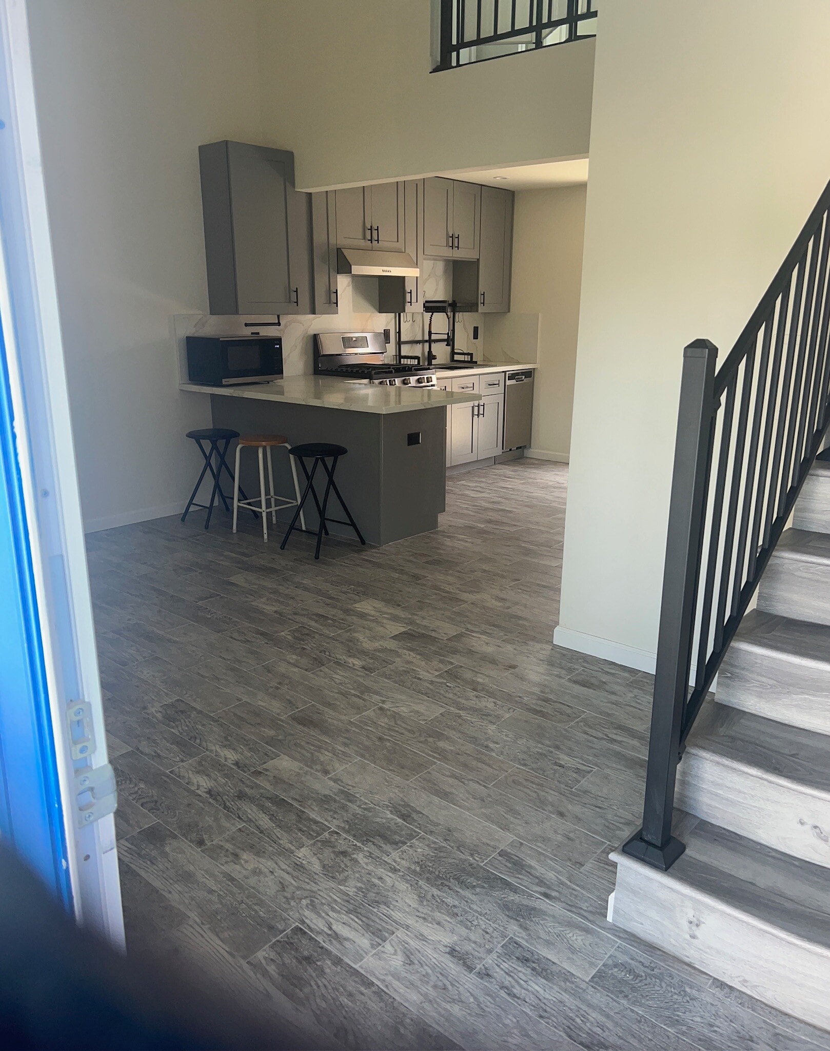 Building Photo - 222 Jackson St