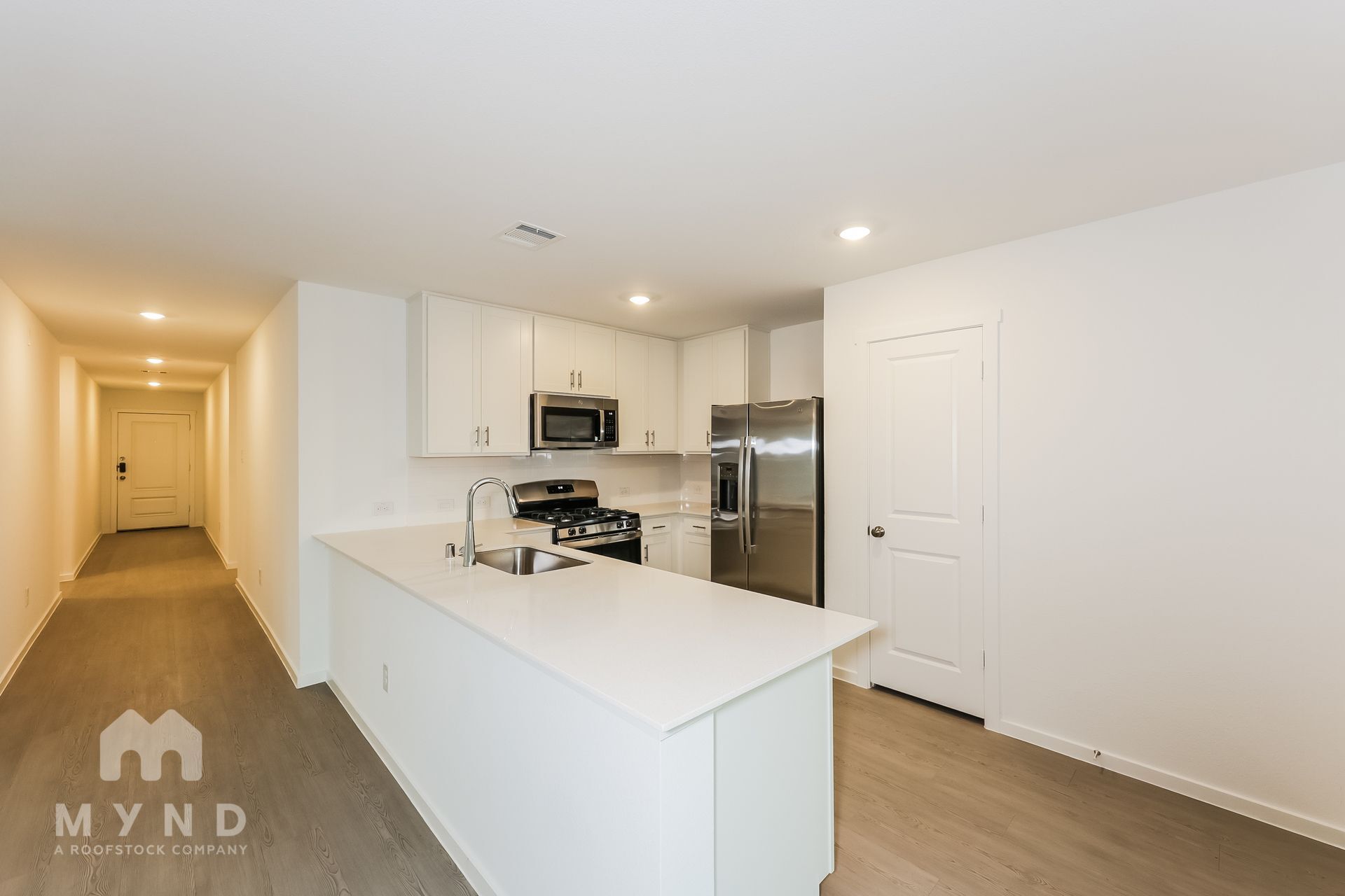 Building Photo - 2741 Ctr Crk Ln