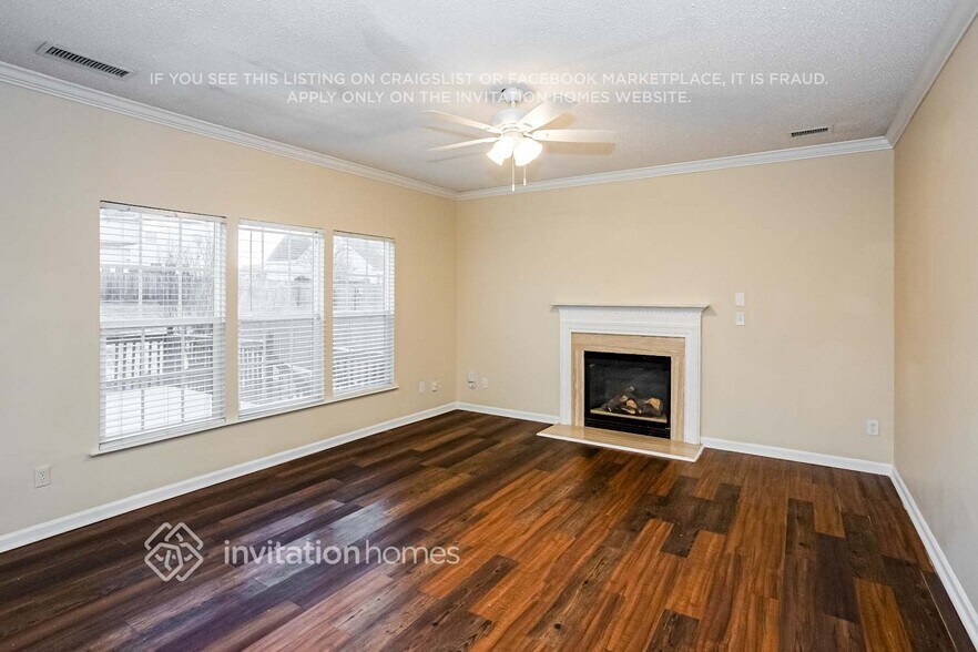 Building Photo - 5125 Bentgrass Run Dr