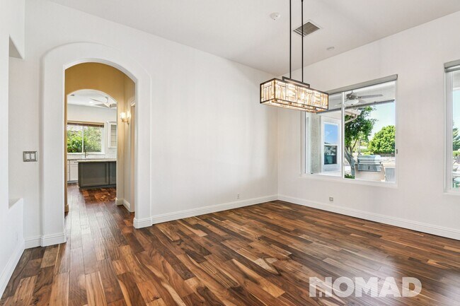 Building Photo - Spacious 4BR House on Arrowhead Lake in Gl...