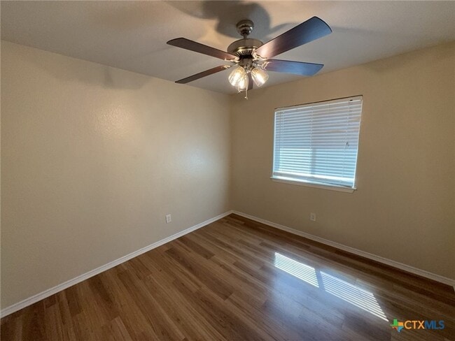 Building Photo - 5302 Jitterbug Ct