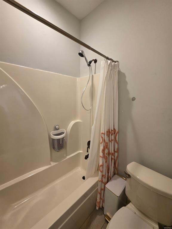 Building Photo - 37 Emerald Dr