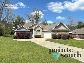 Building Photo - 9237 Greenleaf Dr