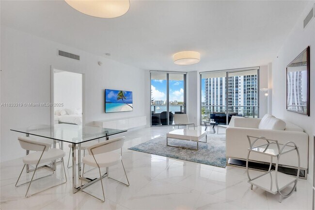 Primary Photo - 17301 Biscayne Blvd