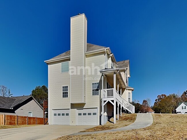 Building Photo - 750 Brooks Rd