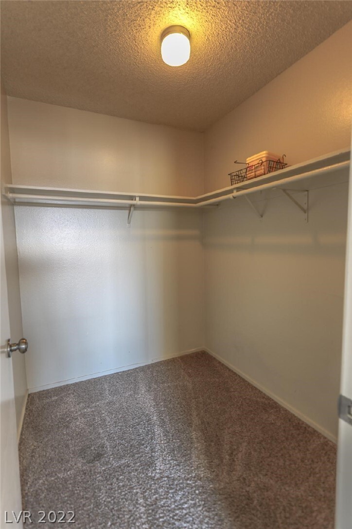 Building Photo - 1405 Vegas Valley Dr