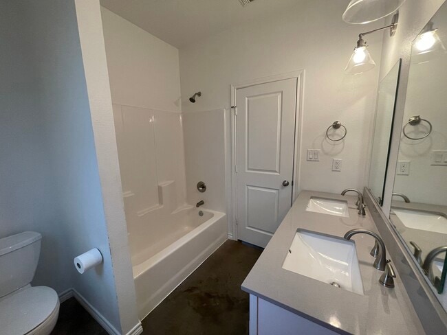 Building Photo - 6197 County Rd 1143