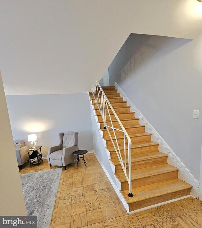 Building Photo - 301 N Beauregard St