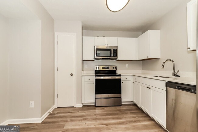 Building Photo - 476 Ridgedale Way